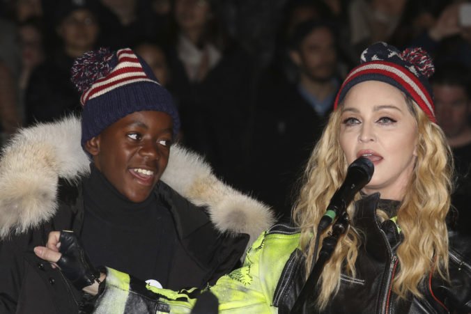 Madonna priznala chybu vo výchove detí, za zhoršené vzťahy môže moderná technika
