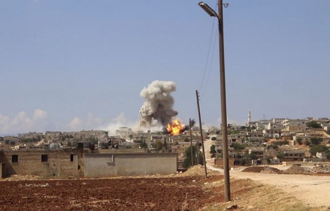 Ruské lietadlá počas bombardovania zasiahli nemocnicu v provincii Idlib