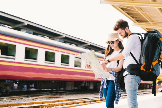 Vlakmi ZSSK cestovalo v prvom kvartáli 2019 viac ľudí ako pred rokom, stúpli aj tržby z predaja cestovných dokladov