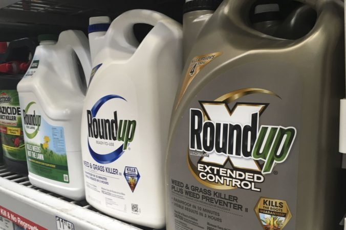 Monsanto prehral už tretí súd pre herbicíd Roundup, ktorý údajne spôsobil u ľudí rakovinu