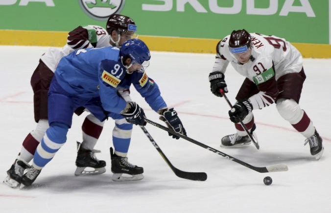 Video: Lotyšsko si poradilo s outsiderom, Taliansko má na MS v hokeji 2019 už skóre 0:20