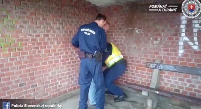 Video: Polícia zadržala vysoko postaveného člena mafiánskej skupiny „sýkorovcov“