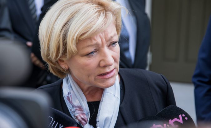 Ministerka Laššáková zastavila financovanie projektov pre LGBTI ľudí, Inakosť chce poznať dôvody