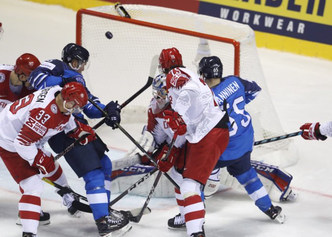 Video: Fínsko má tretiu výhru na MS v hokeji 2019, opäť skóroval aj Kakko