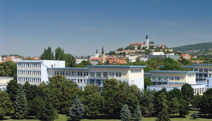 Univerzita Konštantína Filozofa chce ubytovať viac študentov, zrekonštruuje bývalý internát