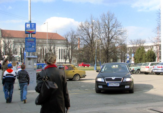 Za parkovanie v Poprade si vodiči priplatia, mesto zmenilo aj časový harmonogram