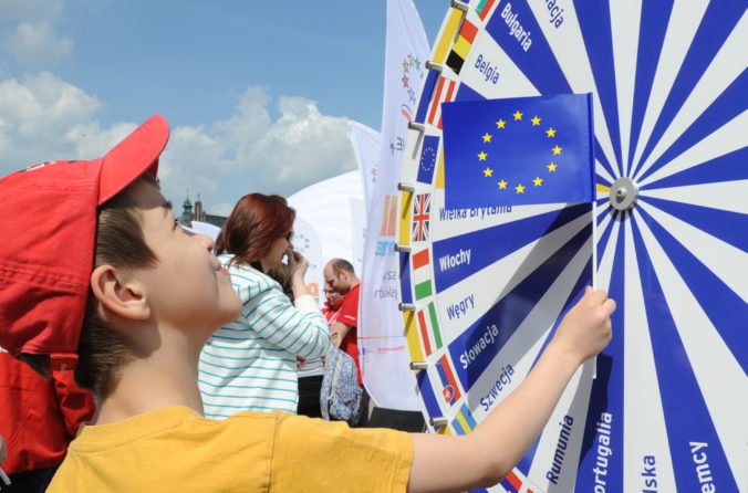 Európska únia má 24 úradných jazykov, ich počet sa zvýšil po pristúpení Chorvátska