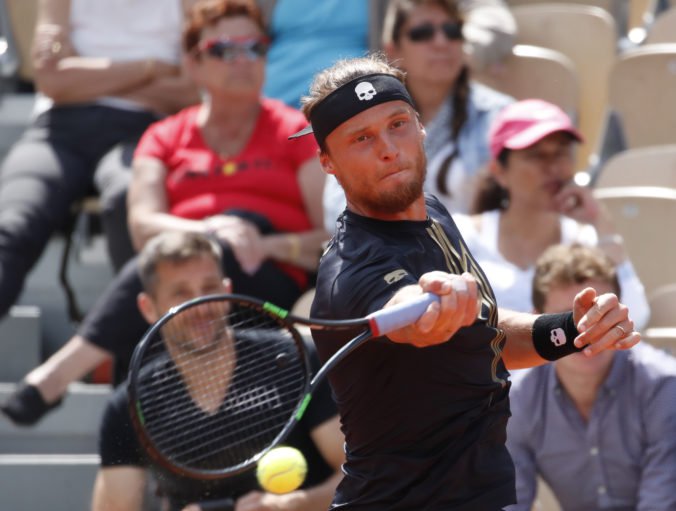 Kovalík vyrovnal stav proti Wawrinkovi na 1:1, ale cez prvé kolo na Roland Garros neprešiel