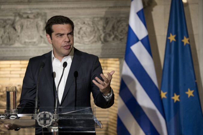 Tsípras rozpustí grécky parlament, krajinu čakajú začiatkom júla predčasné voľby