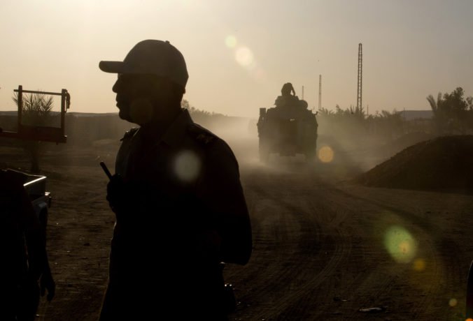 Polícia zabila na Sinaji osem militantov, mali pri sebe bombu aj opasky s výbušninami