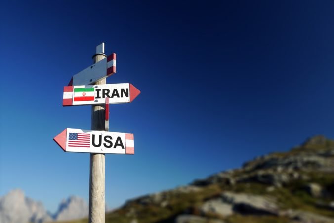Iránska vláda odsúdila nové sankcie zo strany USA, označila ich za ekonomický terorizmus