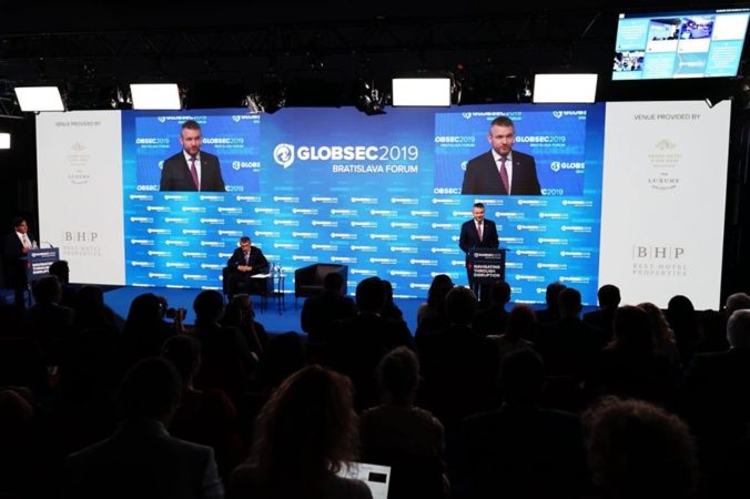 Pellegrini zhodnotil udalosti posledného roka, na Globsecu hovoril aj o eurovoľbách a ďalších témach