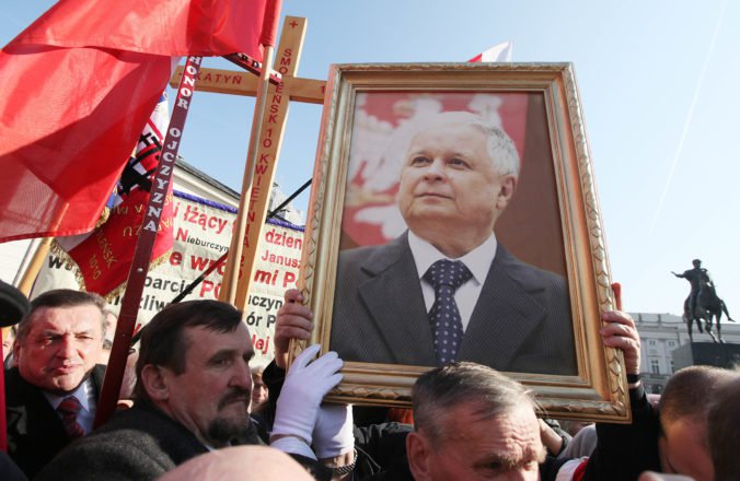 Bývalého poradcu premiéra uznali vinným za riskantný let, pri ktorom zahynul prezident Kaczynski