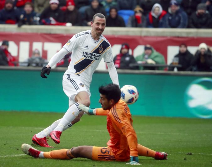 Ibrahimovič je najlepšie platený hráč zámorskej MLS v histórii, Rooney berie sotva polovicu
