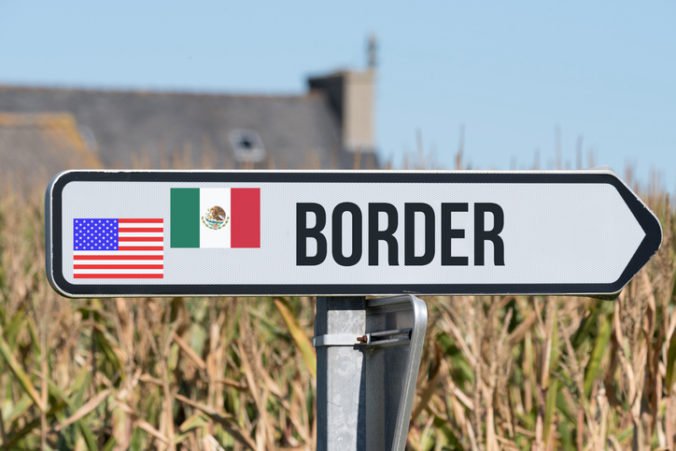 Mexiko sprísni kontrolu na desiatkach hraničných priechodov, nasadí aj Národnú gardu