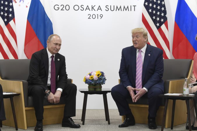 Foto: Putin sa na summite G20 stretol s Trumpom, Guterres vyzval na deeskaláciu napätia s Iránom