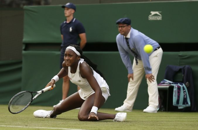 Tínedžerka Gauffová v úvodnom kole Wimbledonu šokovala päťnásobnú šampiónku Venus