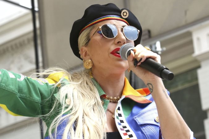 Speváčka Lady Gaga by sa nechala zastreliť za práva LGBTI komunity