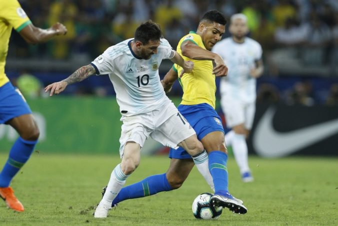 Video: Brazílčania vypojili Messiho z hry a postúpili do finále Copa América