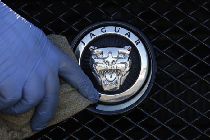 Jaguar Land Rover bude elektrické autá vyrábať v britskom závode Castle Bromwich