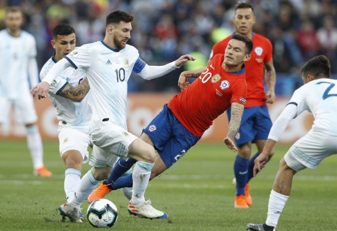 Video: Argentína tesne zdolala Čile, hviezdny Messi zápas o bronz na Copa América nedohral