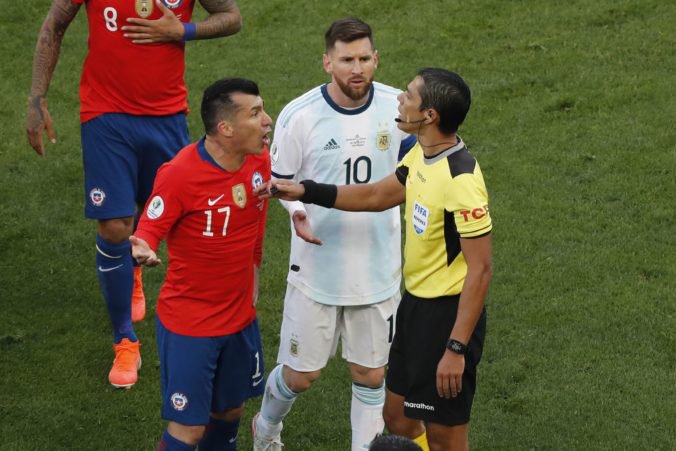 Video: Messi po červenej karte v zápase o bronz na Copa América obvinil rozhodcov z korupcie