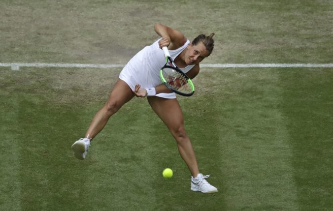 Video: Strýcová zdolala Kontovú a v semifinále Wimbledonu vyzve Serenu
