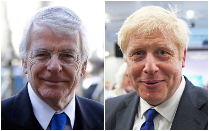 Britský expremiér pohrozil Johnsonovi súdom, ak by o brexite bez dohody nerozhodoval parlament