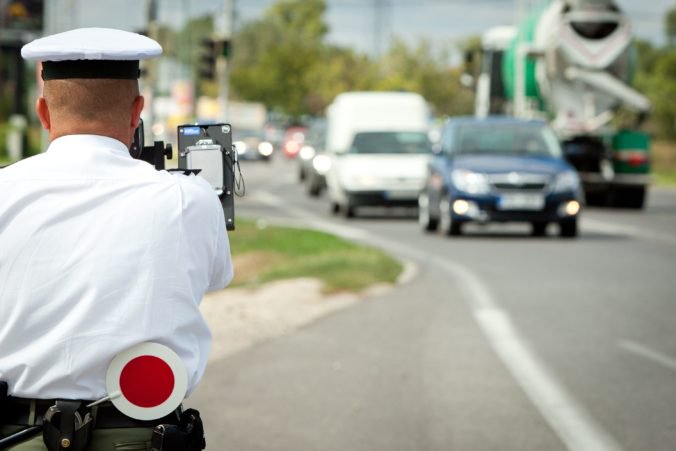 Policajti sa zamerajú na vodičov v Bratislavskom kraji, kontrolovať budú rýchlosť aj alkohol