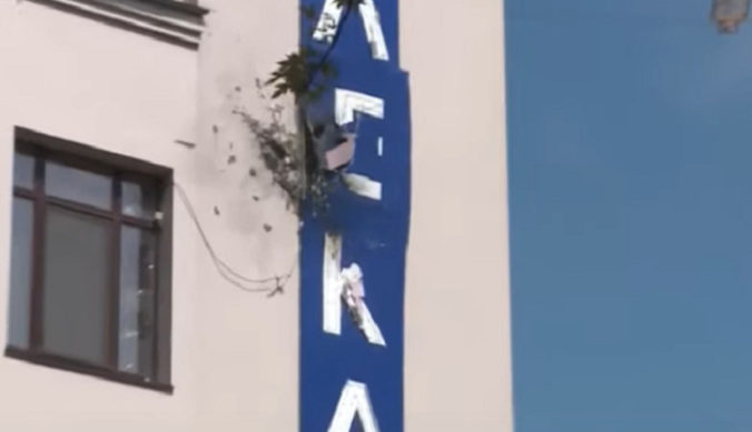 Na budovu ukrajinskej televízie strieľali granátometom, útok označili za teroristický čin