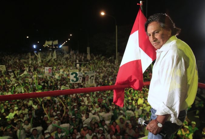 Zatkli peruánskeho exprezidenta Toleda, čelí obvineniam z prijatia miliónových úplatkov
