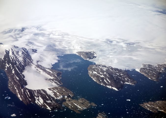 Horúčavy smerujú ku Grónsku, meteorológovia sa obávajú topenia ľadovcov
