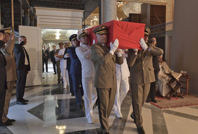Tunisania pochovali as-Sabsího, prvého demokraticky zvoleného prezidenta