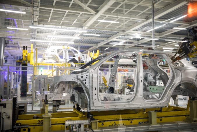 Volkswagen Slovakia opäť spustil výrobu, počas odstávky prebehla údržba strojov aj stavebné úpravy