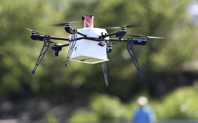 Vo Švajčiarsku po dvoch haváriách zastavili lety nemocničných dronov