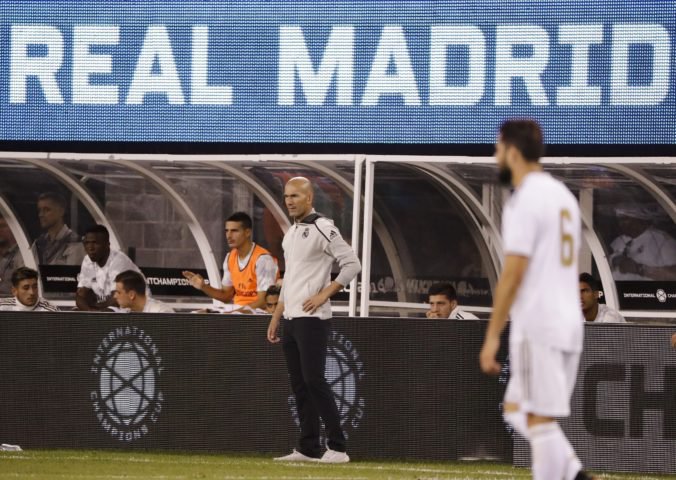 Video: Real Madrid podľahol aj „kohútom“, ale tréner Zidane je pozitívny a upokojuje fanúšikov