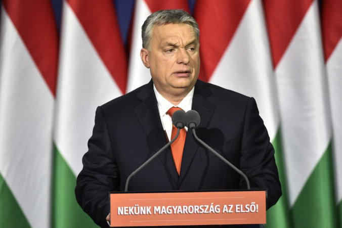 Seriózna dáma s odvážnym myslením, chváli premiér Orbán novozvolenú šéfku Európskej komisie