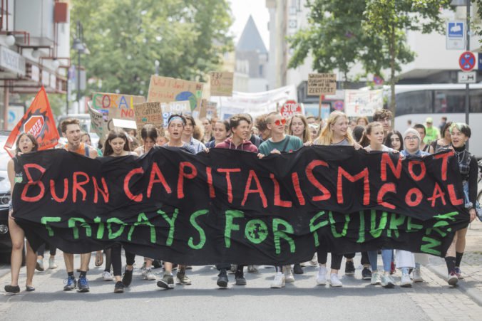 Nemeckí odborári vyzývajú zamestnancov, aby sa pridali k pochodom za klímu