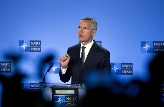 Stoltenberg je presvedčený, že Spojené štáty nevystúpia z NATO a na ich odchod sa nepripravujú