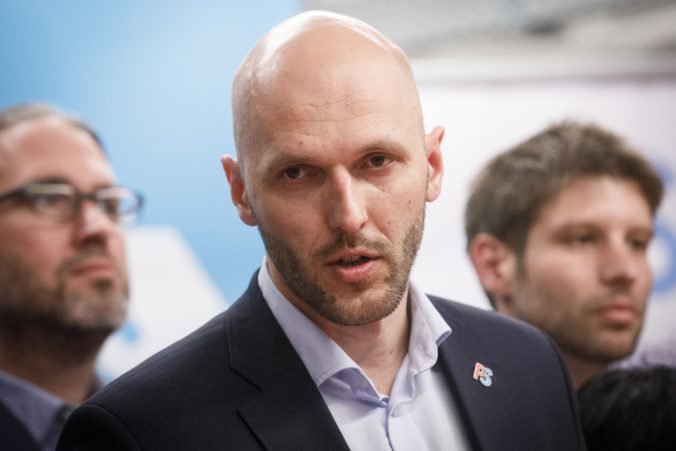 Rétorika starí a noví politici je podľa politologičky už otravná a vyjadrila sa aj k Trubanovej afére s marihuanou