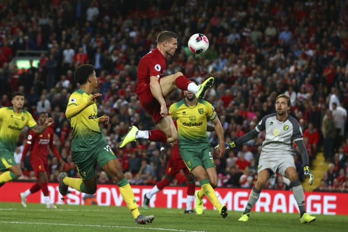 Video: FC Liverpool začal Premier League vo veľkom štýle, ale víťazstvo si vybralo aj svoju daň