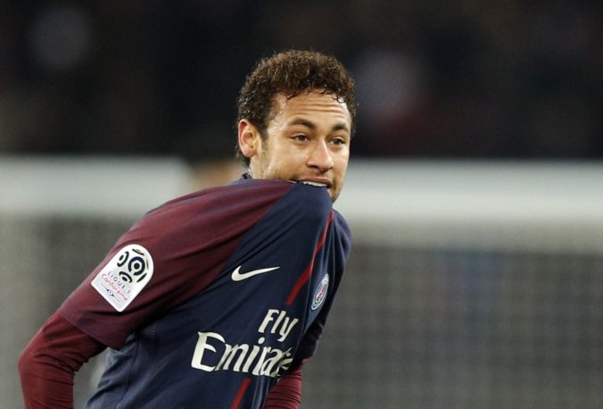 Neymar chýba v nominácii na úvodný ligový zápas PSG, rozhovory o jeho prestupe pokročili