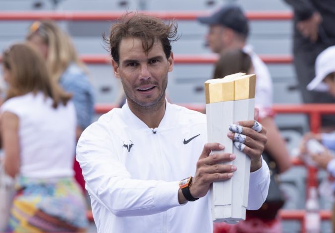 Nadal sfúkol Medvedeva a pribalil mu „kanára“, turnaj v Montreale vyhral po piaty raz Nadal sfúkol Medvedeva a pribalil mu „kanára“, turnaj v Montreale vyhral po piaty raz