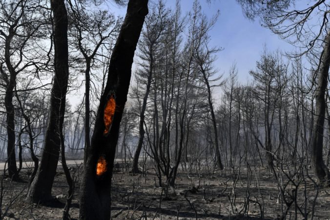 Grécko požiadalo o pomoc pri hasení rozsiahlych požiarov, Slovensko je pripravené reagovať