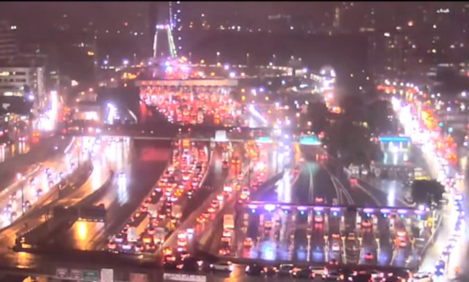 Video: Na Moste Georgea Washingtona prerušili premávku, pri New Jersey našli podozrivé zariadenie