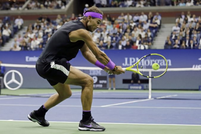 Video: Millman vlani na US Open vyradil Federera, ale tento rok Nadalovi nezobral ani set