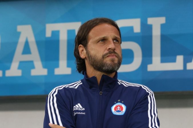 Ján Kozák ml. sa oficiálne stal hlavným trénerom ŠK Slovan Bratislava
