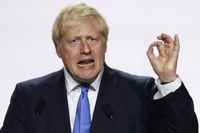 Premiér Johnson zvažuje predčasné voľby, ak parlament prijme zákon o odklade brexitu bez dohody