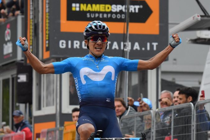 Víťaz Giro d´Italia Richard Carapaz mení dres, z Movistaru sa na tri roky presúva do Ineosu