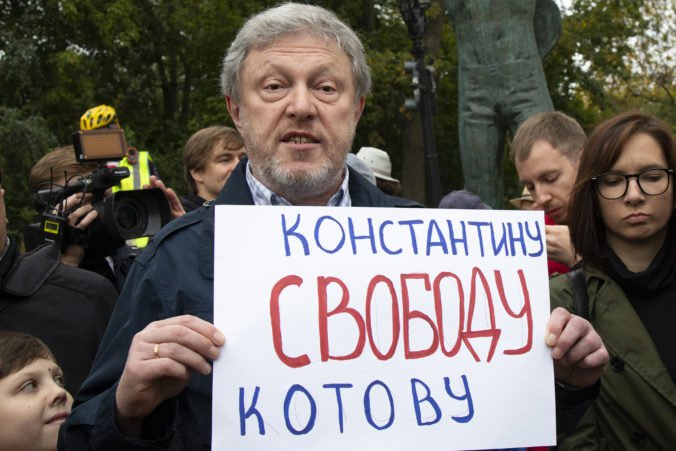 Muž dostal za protesty v Moskve štyri roky vo väzení, má slúžiť ako odstrašujúci príklad